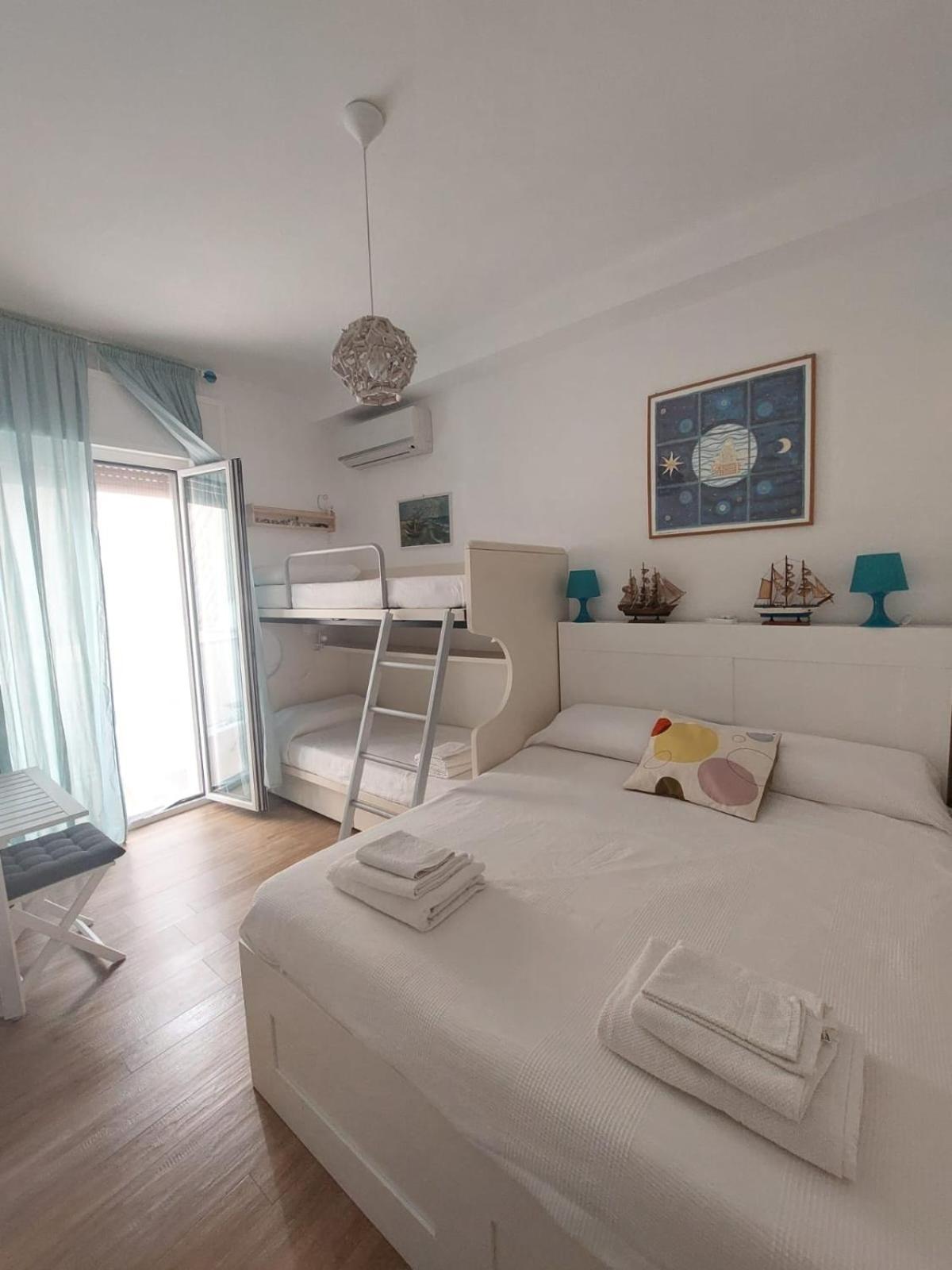 Blue Sea Apartment Torre Canne Exterior foto
