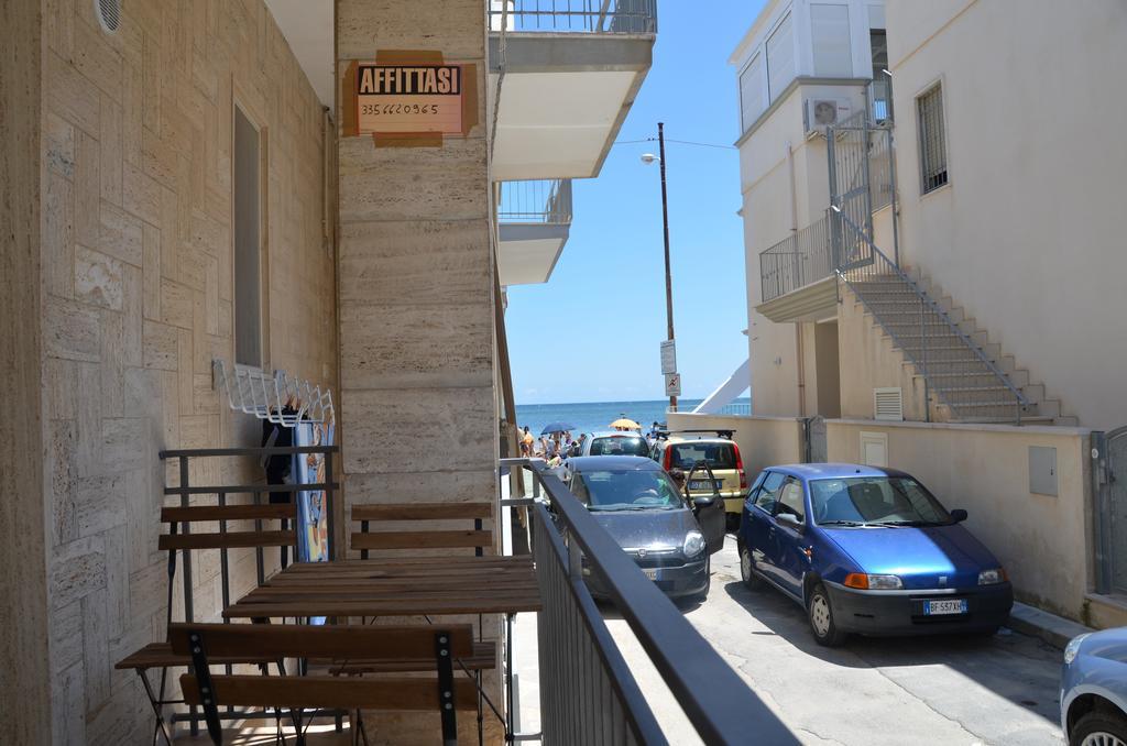 Blue Sea Apartment Torre Canne Cameră foto